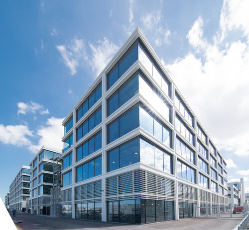 BMW GROUP RESEARCH AND INNOVATION CENTER FIZ, MUNICH, GERMANY